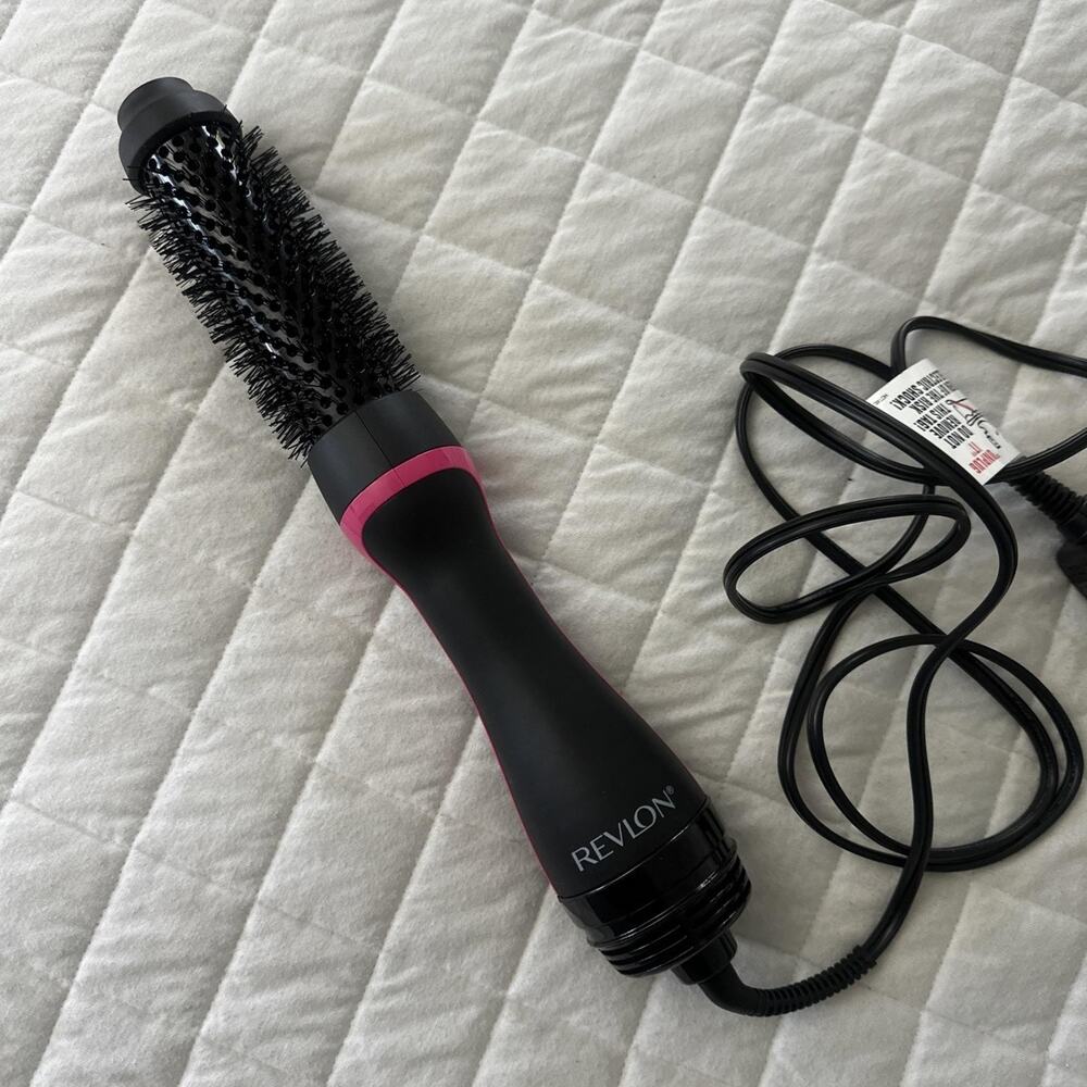 Revlon One-Step Root Booster Round Hair Brush Dryer Styler RVDR5232